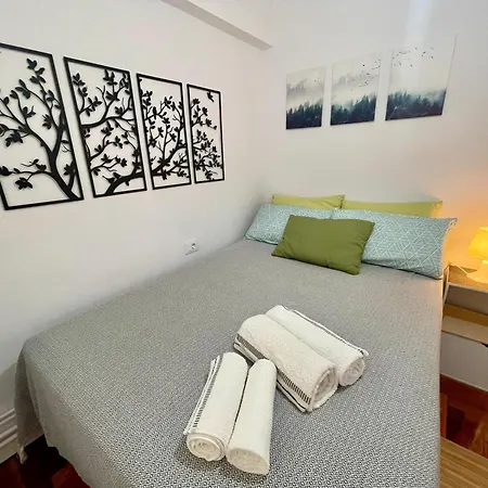 Piso Centrico, Garaje Incluido,zona Vialia *